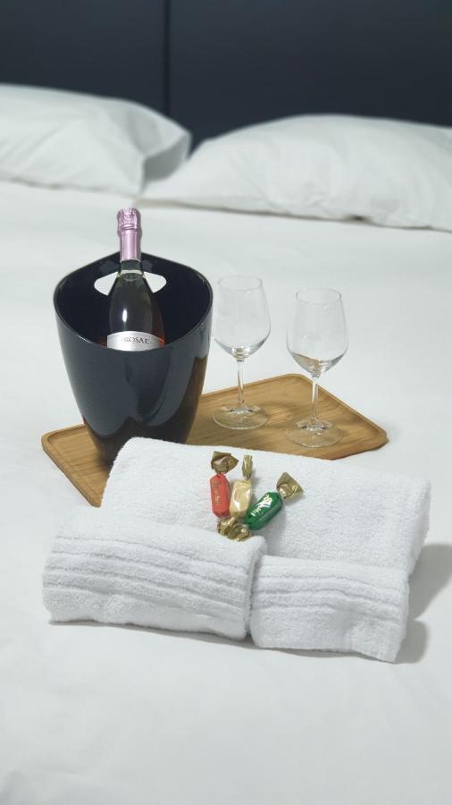 B&B Km 198 - Letto E Colazione Sorbara Exterior foto